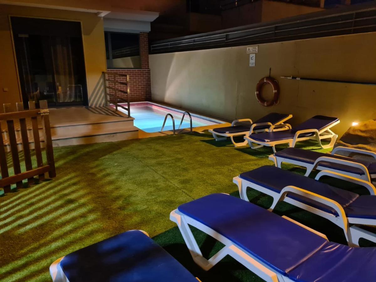 Cozy Villa With Pool And Barbecue Albufeira Exteriör bild