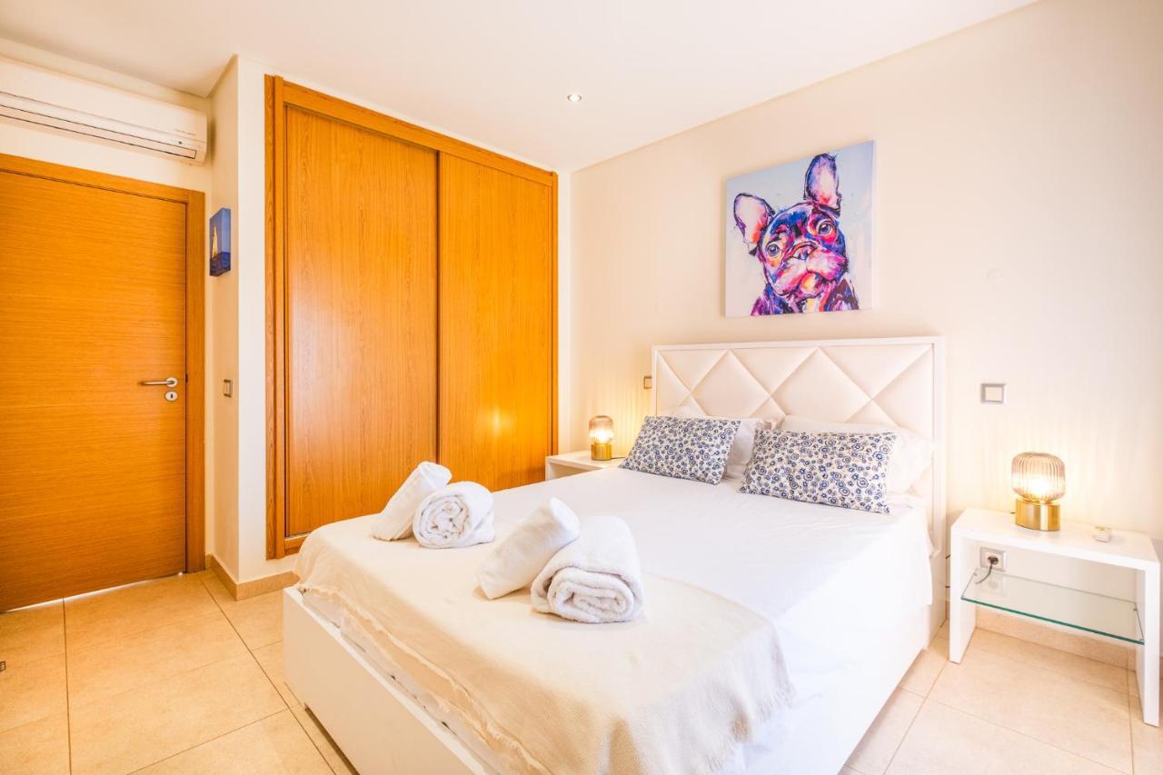 Cozy Villa With Pool And Barbecue Albufeira Exteriör bild