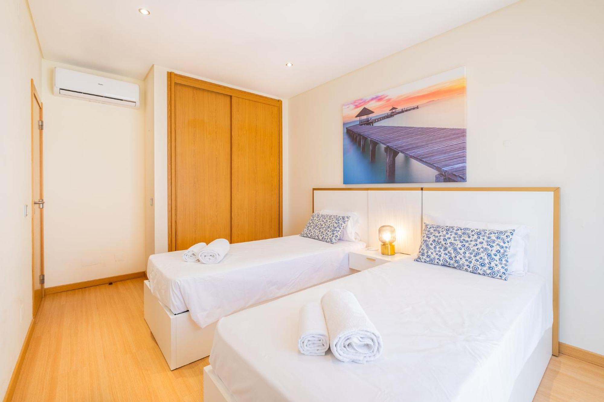 Cozy Villa With Pool And Barbecue Albufeira Exteriör bild