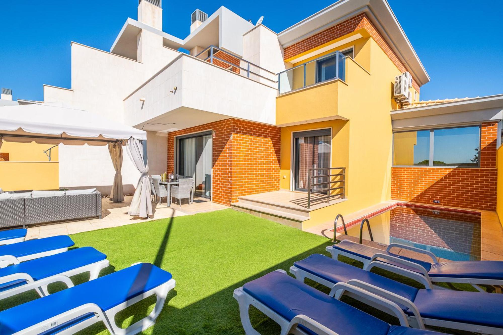Cozy Villa With Pool And Barbecue Albufeira Exteriör bild